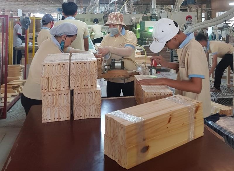 US initiates probe into wooden cabinets imported from Vietnam